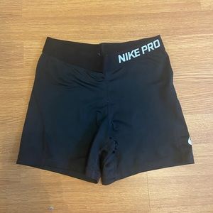 Girl’s Nike Pro spandex